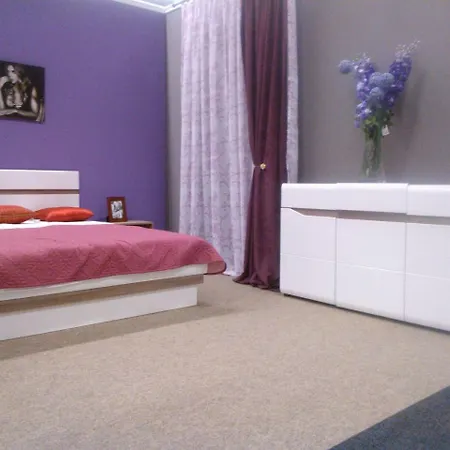 Улица Маршала Тимошенко, 33/35 Appartement Kiev